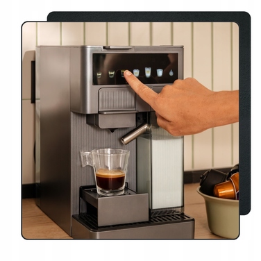 Кавомашина тиску та крапельна Cecotec FreeStyle Latte, 1350 Вт, чорна, 20 бар