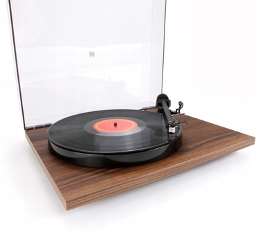 Вініловий програвач Rega Planar 1, коричневий