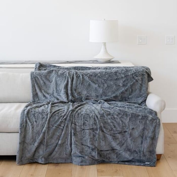 М'яка та тепла плюшева ковдра GRACED SOFT LUXURIES, сіра, розмір L (127 x 152,4 см)
