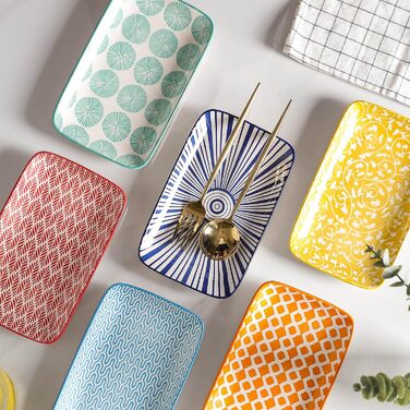 Керамічні сервіровочні тарілки Selamica, набір 4 шт, 24 x 14 x 2.5 см, різні кольори. Ідеально для закусок, суші, фруктів та святкового сервірування.