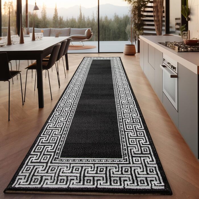 Килим для вітальні, спальні, їдальні, коридору, кухні. Сучасний килим з малюнком у клітинку, м'який, з коротким ворсом, легкий у догляді. Чорний, 140 x 200 см
