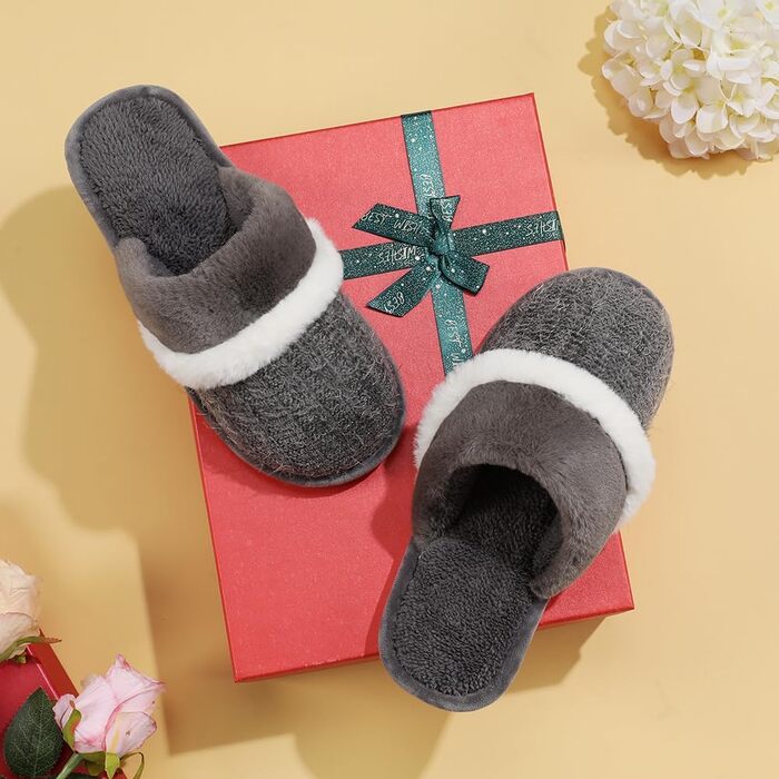 Тапочки домашні жіночі та чоловічі зимові з мехом та піною Memory Foam. Теплі, неслизькі та зручні тапочки для дому. Стильний подарунок (сірий, 40/41 EU)