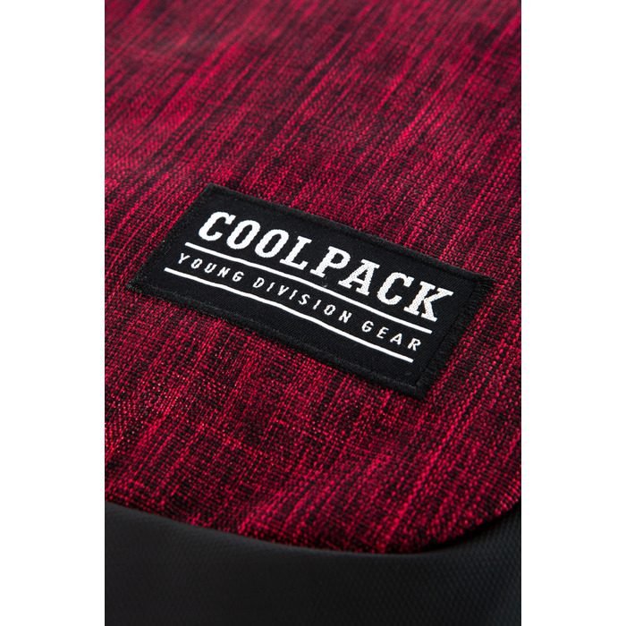 Багатовідсіковий шкільний рюкзак CoolPack, чорний з червоним, 27 л