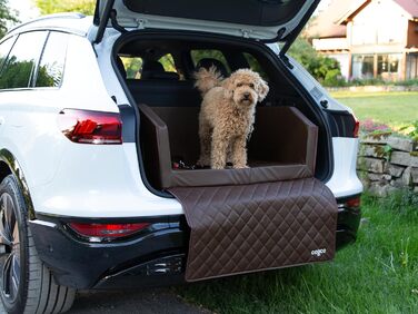CopcoPet Автомобільне ліжко для собак у багажник, 110x90x38 см, штучна шкіра, захист багажника, водовідштовхувальне, стійке до подряпин, з захисним покривалом, для подорожей (Коричневе)