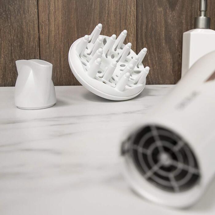 Фен Cecotec Bamba IoniCare 5200 Aura Black: Іонний, 2300W, Концентратор, Дифузор, DC-двигун, 2 швидкості, 3 температури