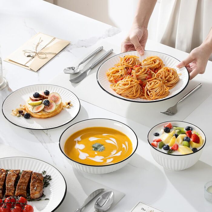 Набір посуду MALACASA LEILA для 6 осіб, 24 предмета: тарілки, миски, порцеляна, ручне рельєфне оформлення, підходить для мікрохвильової печі та посудомийної машини, білий з чорним контуром