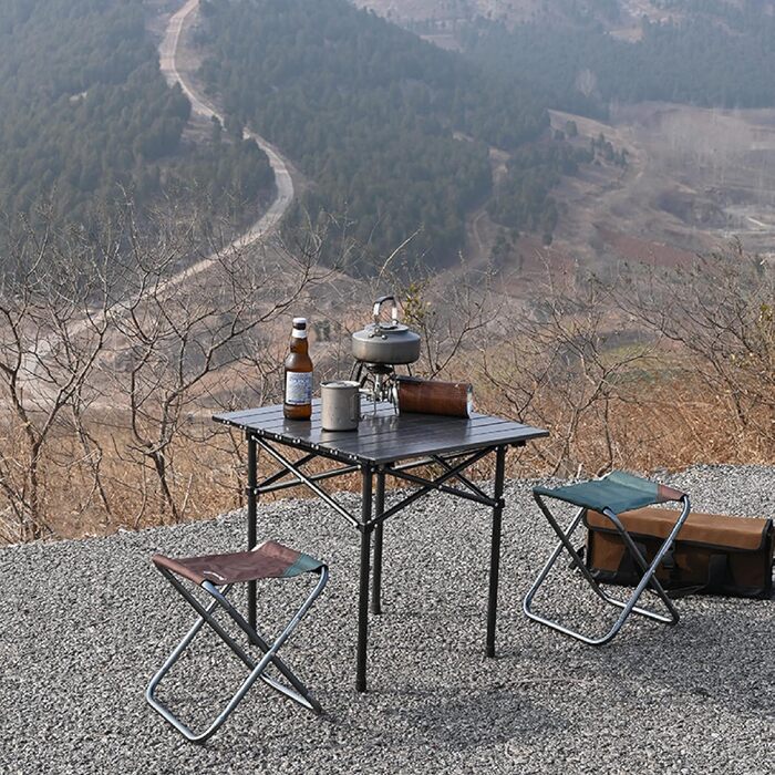 Складний стільчик для кемпінгу Azarxis: легкий, портативний, для риболовлі, піших прогулянок, відпочинку на дачі та барбекю. У комплекті сумка. Колір: коричневий