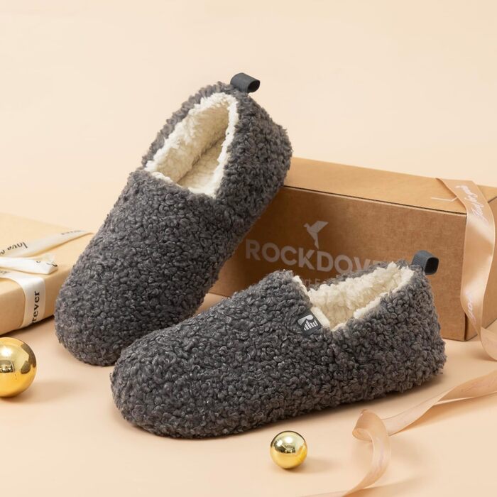 Тапочки жіночі RockDove Puff-Ease з штучного хутра, закритий задок, халатні (39 EU, світло-сірий)