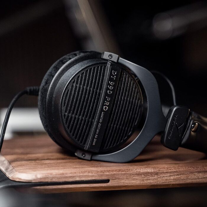 Навушники Beyerdynamic DT 990 PRO (80 Ом, Чорні) - професійні студійні навушники для міксування, мастерингу та редагування, Made in Germany