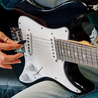 Електрогітара 3/4 розміру 3rd Avenue XF Ultimate Kit з підсилювачем 10W, тюнером, кабелем, стійкою, чохлом, ременем, запасними струнами, медіаторами та каподастром - Чорний, набір для початківців