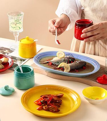 Colorful Ceramic Spice Jar, Spice Container, Sugar Bowl with Lid and Spoon - Red