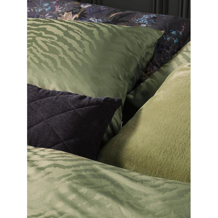 Декоративна подушка Essenza Furry Moss 50x50 см, 100% поліестер, однотонна