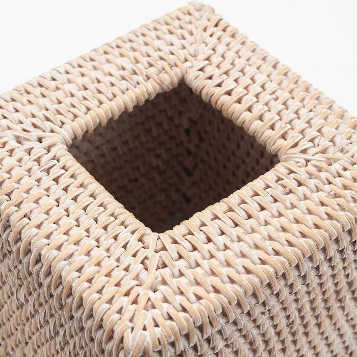 Rattan Cosmetic Tissue Box, 14 x 14 x 14.5 cm, Handwoven Square Tissue Box, Natural Decorative Tissue Box, Tissue Box Dispenser (Square, White)
