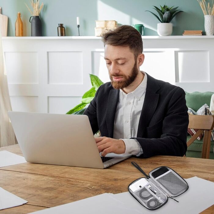 Органайзер для кабелів Ruonfash (2 шт.) + Набір для чищення клавіатури: для телефонів, навушників, ноутбуків, USB-кабелів, Power Bank