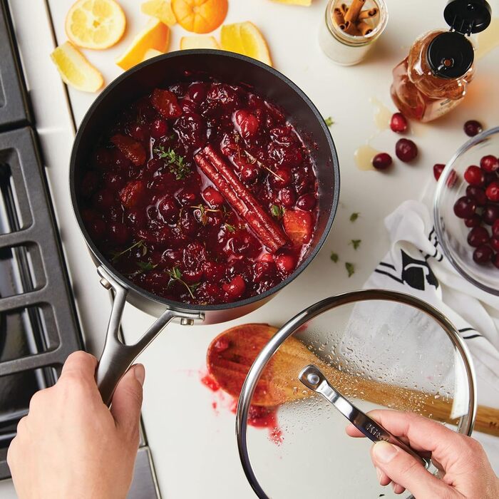 Пательня-гриль KitchenAid з виливом, 29 см, антипригарна, чорна матова - ідеальна для смаження та приготування на грилі