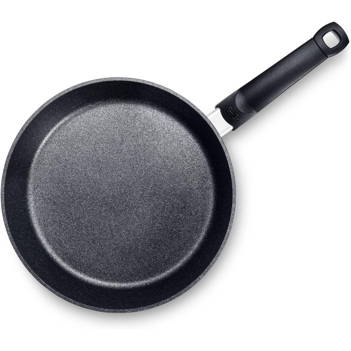 Сковорода Fissler Adamant Comfort 28 см, алюмінієва, антипригарна, стійка до подряпин, для індукції