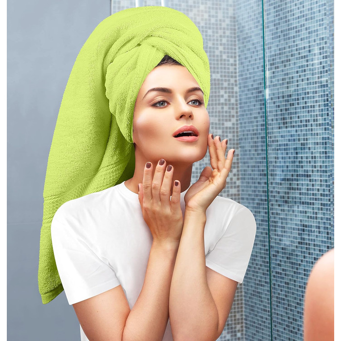 Utopia Towels 8-Piece Towel Set, Sage Green, 2 Bath Towels, 2 Hand Towels, and 4 Washcloths, 100% Cotton