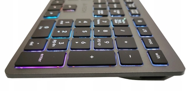 Дротова низькопрофільна підсвічена LED-клавіатура A4TECH FSTYLER FX60H