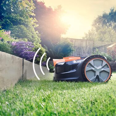 Робот-газонокосарка LawnMaster VBRM16 OcuMow для площі до 100 м², бездротовий та ефективний