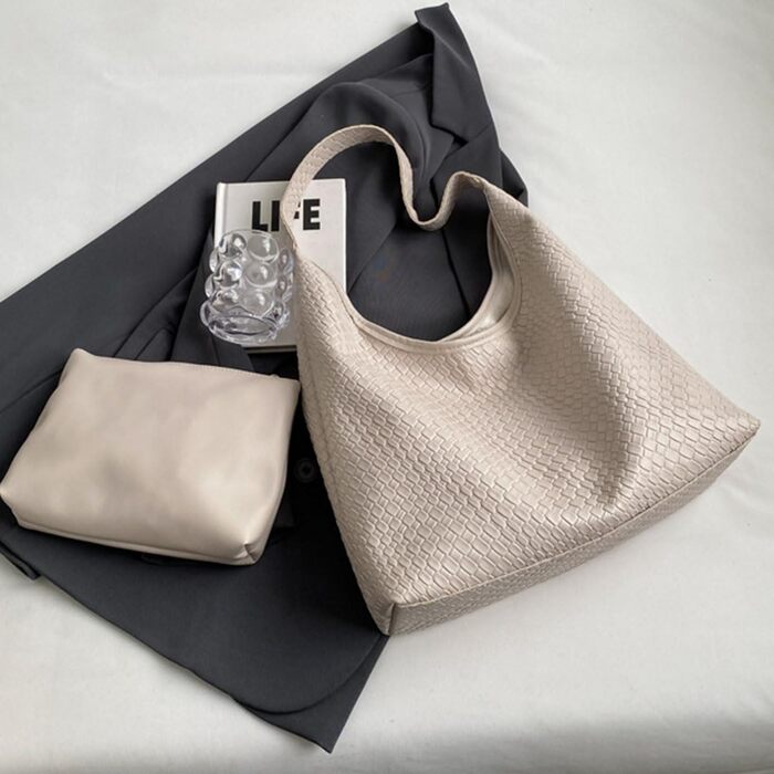 Жіноча плечова сумка з екошкіри бежевого кольору, велика місткість, Hobo сумка з ручкою (Vegan Leather Shoulder Bag)