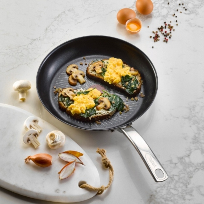 Набір сковорідок TEFAL Intuition Inox 20/26 см, 2 предмети, для індукційних плит, B817S255