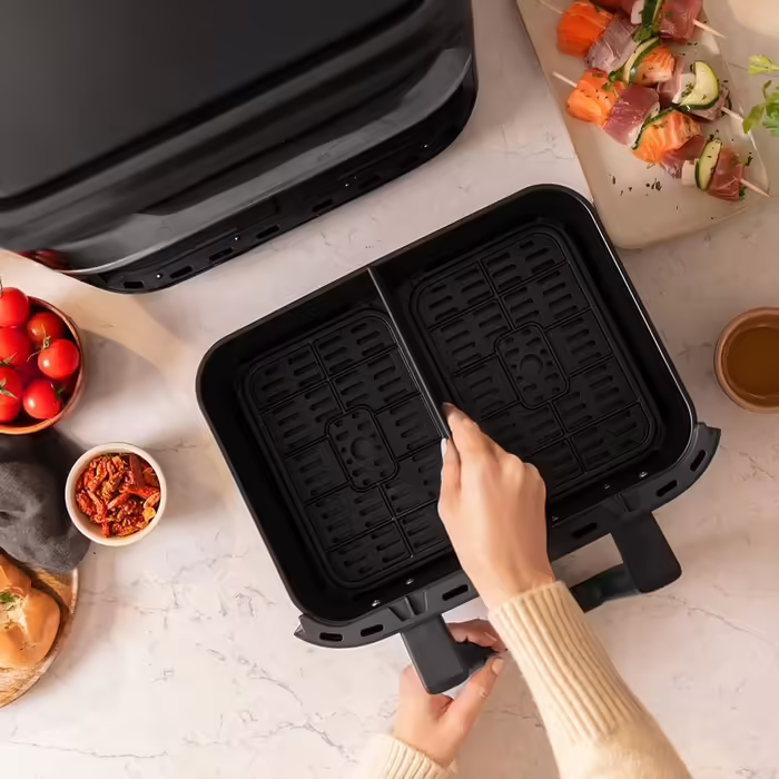 Cecotec Oil-Free Hot Air Fryer - 9L divisible into 2 - Air Fryer Cecofry Dual 9000. 2850W, dietary and digital, touch panel, dual temperature control, 6 modes, PerfectCook technology Black and Stainless Steel 1 9L basket + divider