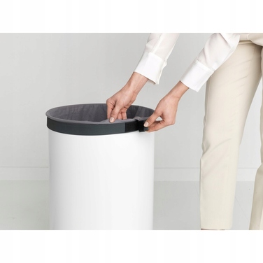 Кошик для білизни з кришкою Brabantia, 60 л, білий