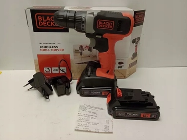 Акумуляторний шуруповерт Black+Decker 18 В BCD001C2-QW