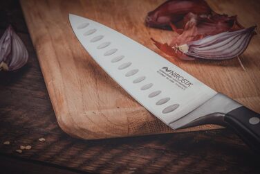 Ніроста Трініті 34 см - професійний кухонний ніж з нержавіючої сталі з гострим лезом та захистом пальців