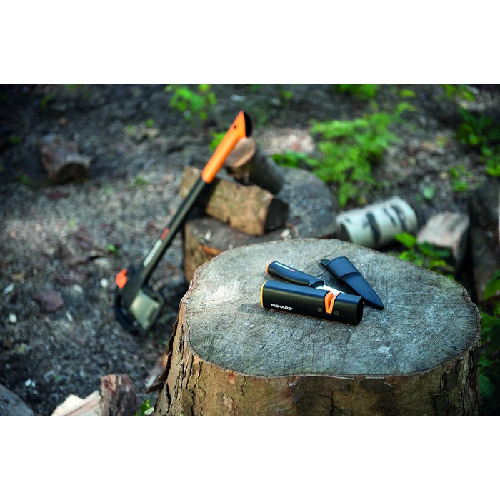Точилка для ножів Fiskars Xsharp: керамічний точильний елемент, корпус з скловолокна, чорний/помаранчевий