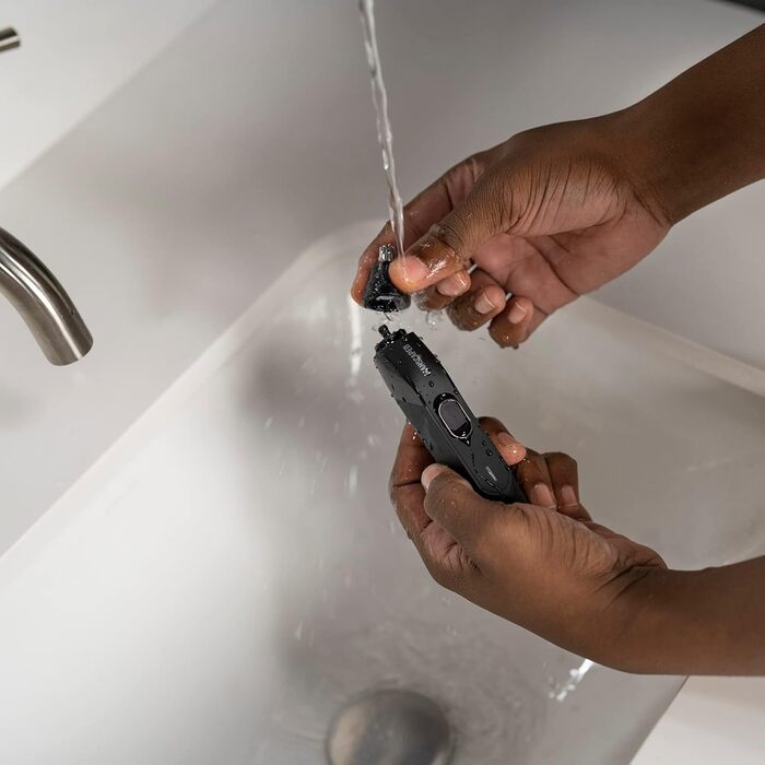 MANSCAPED® The Perfect Duo 4.0 Contains The Lawn Mower® 4.0 Waterproof Electric Groin Hair Trimmer and The Weed Whacker® 2.0 Nose & Ear Hair Trimmer