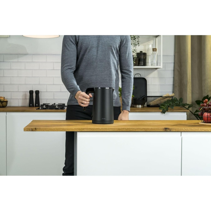 ZWILLING ENFINIGY Kettle with Stainless Steel Scale Filter & Overheat Protection, Cordless, 1850 Watts, 1.0 Liter, Black