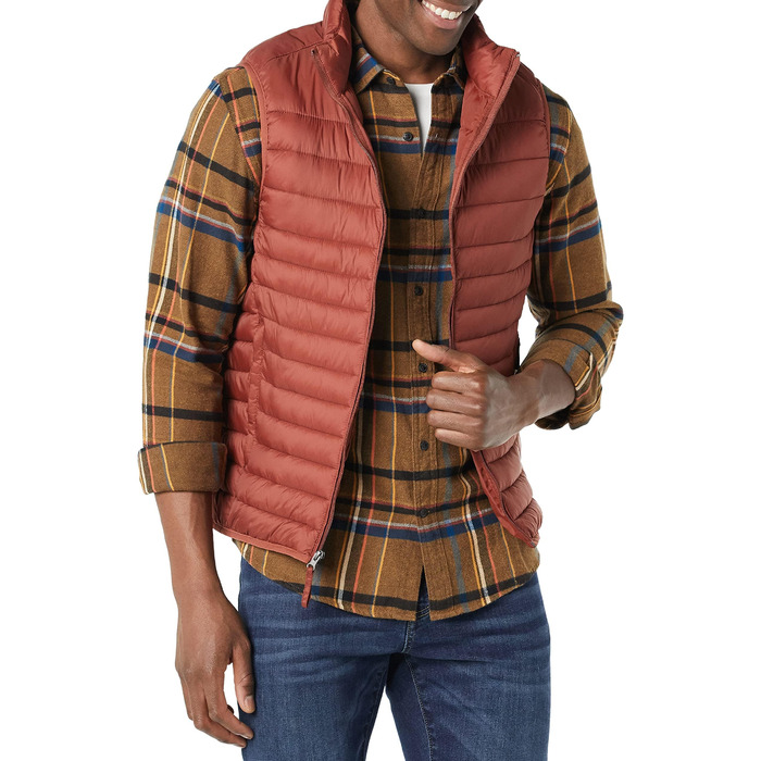 Легка водостійка розпакувальна жилетка Amazon Essentials для чоловіків, колір теракотовий