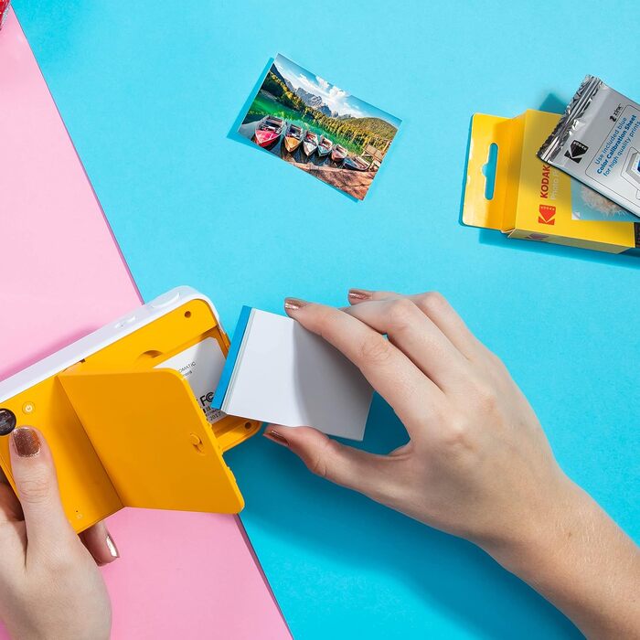 Фотодрук KODAK Step: Бездротовий мобільний принтер із Zink-технологією (Чорний). Подорожний комплект, стартовий пакет, для одного користувача