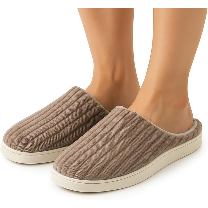 Домашні тапочки для чоловіків та жінок – надзвичайно м'які сліпони для дому - ультралегкі, неслизькі та зручні. М'які тапочки - зимові домашні тапочки (39 EU, Коричневий)