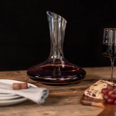 Oak & Steel - Premium Wine Decanter & Aerator Gift Set with Accessories (Large, 1.8L) - Stable & High-Quality Crystal Glass Wine Carafe - Maximum Wine Aeration