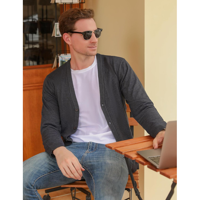 iClosa Кардиган чоловічий з V-подібним вирізом, легкий, в'язаний, з ґудзиками, темно-сірий, розмір L