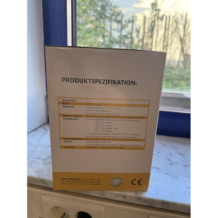 Електричний чайник з регулюванням температури 1.7л, 2200W, чорний, з дерев'яною обробкою