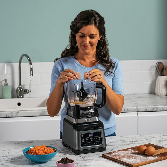 Ninja 3-in-1 Food Processor & Blender with 5 Programs: Mixing, Max Mixing, Chopping, Stirring, Pureeing, 1.8L Bowl, 2.1L Jug, 700ml Cup, 1200W, Dishwasher Safe, Auto-iQ, Black BN800EU