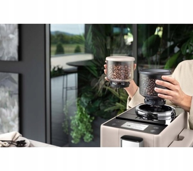 Автоматична кавомашина DeLonghi Rivelia EXAM440.55BG