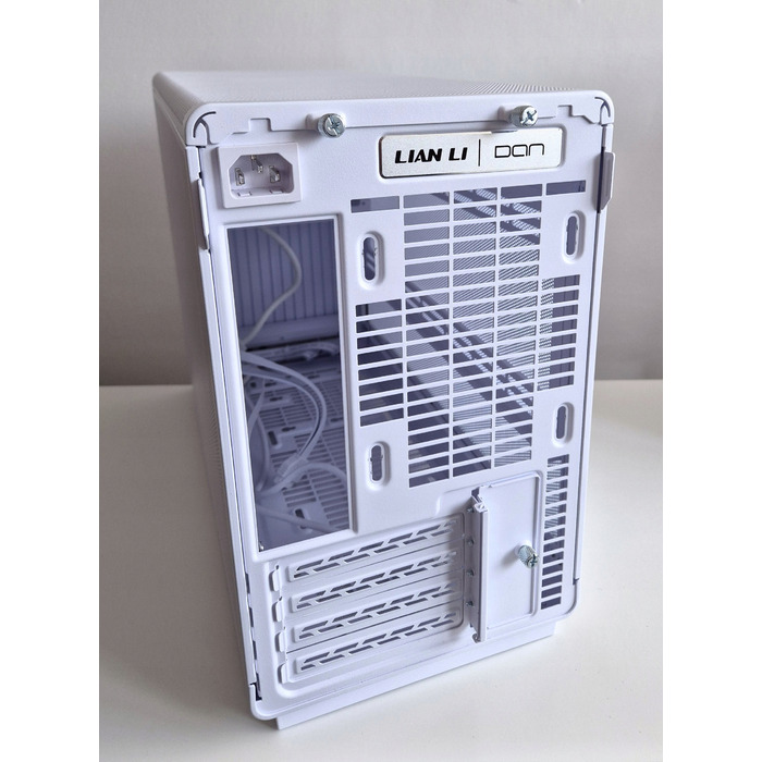 Корпус Lian Li A3 Micro Tower, білий