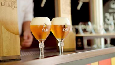 Набір келихів для пива Franziskaner Leffe 0.33л (6 шт) + підставки - Оригінальні келихи Leffe для пива, для бару та колекції, 330мл, для мийки посуду