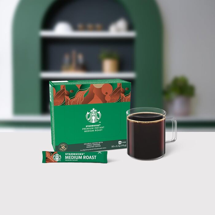 Розчинна кава Starbucks Premium Medium Roast, 100% арабіка, м'який та збалансований смак, 50 стіків по 2.3г