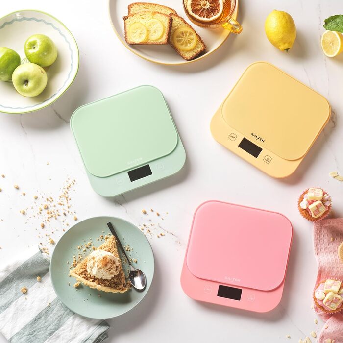 Цифрові кухонні ваги Salter British Bakes до 10 кг, точність 1 г, водонепроникні, платформа з загартованого скла, функція тари та вимірювання рідин (Зелений)