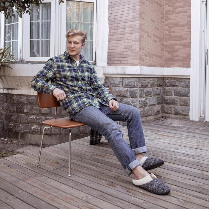 Чоловічі тапочки ULTRAIDEAS з плюшем, теплі зимові тапочки з ворсистим підкладкою, зручні тапочки з піною з пам'яттю, неслизька гумова підошва для дому та вулиці (46/47 EU, Чорний)