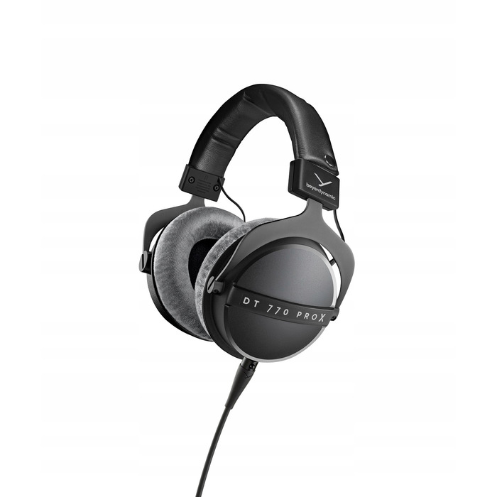Студійні закриті дротові навушники Beyerdynamic DT 770 PRO X