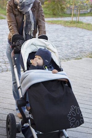 Термоковдра для дитячого візка ByBoom Softshell 70x100 см, універсальна, чорна/фуксія