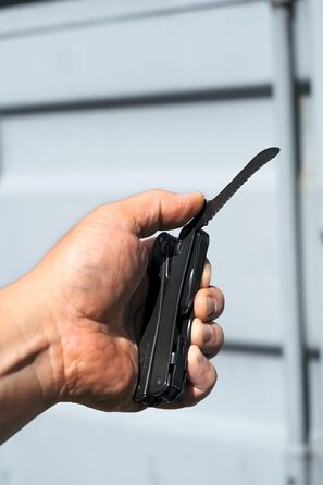 Мультитул Victorinox Swiss Tool Spirit MXBS: 24 функції, з плоскогубцями, викрутками, відкривачкою для консервів, чорний, з нейлоновою сумкою