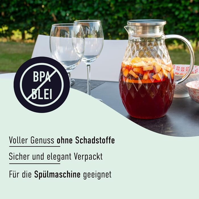 Borosilicate glass carafe with lid and spout - Glass carafe with a unique diamond pattern for 2 liters of cold or hot water - Drink dispenser for homemade iced tea and juice