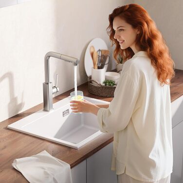 Кухонний змішувач CECIPA висувний з душем, нержавіюча сталь, 2 режими, поворот 360°, високий тиск, L-подібний, для кухні